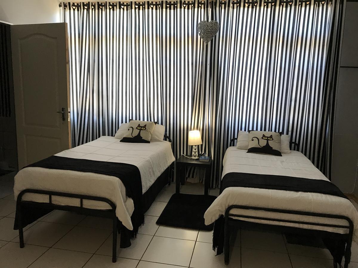 Sondela Bed & Breakfast Aliwal North Kültér fotó
